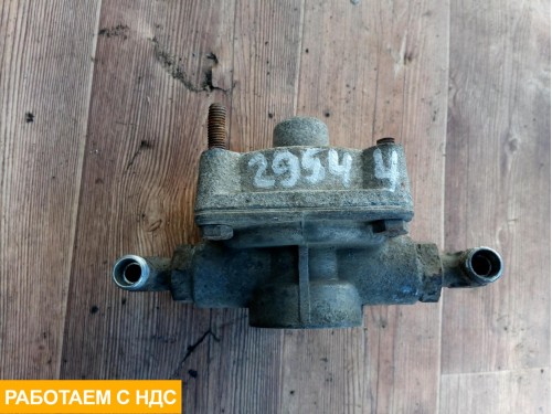 Клапан ускорительный