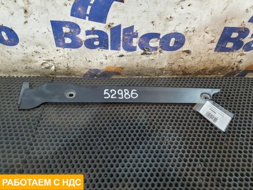 Обшивка стойки лобового стекла правая