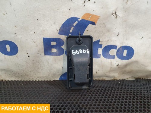 Ручка бардачка левая