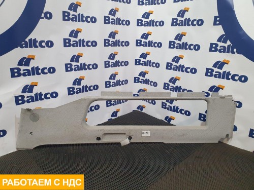 Обшивка салона правая