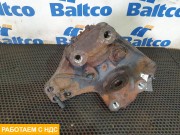 Кулак поворотный правый