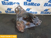 Кулак поворотный левый