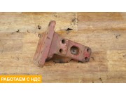 Кронштейн траверсы рамы левый